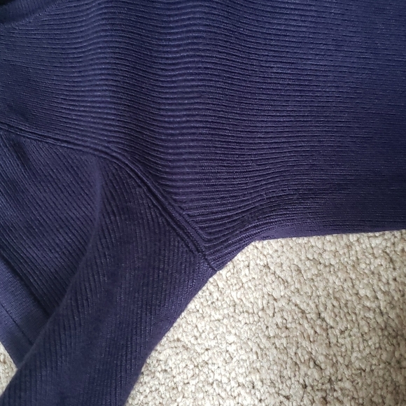 Guess Bodycon Longsleeve Sweater Dress - Picture 4 of 12